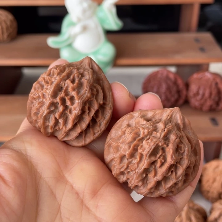 木质类秦岭山脉文玩核桃