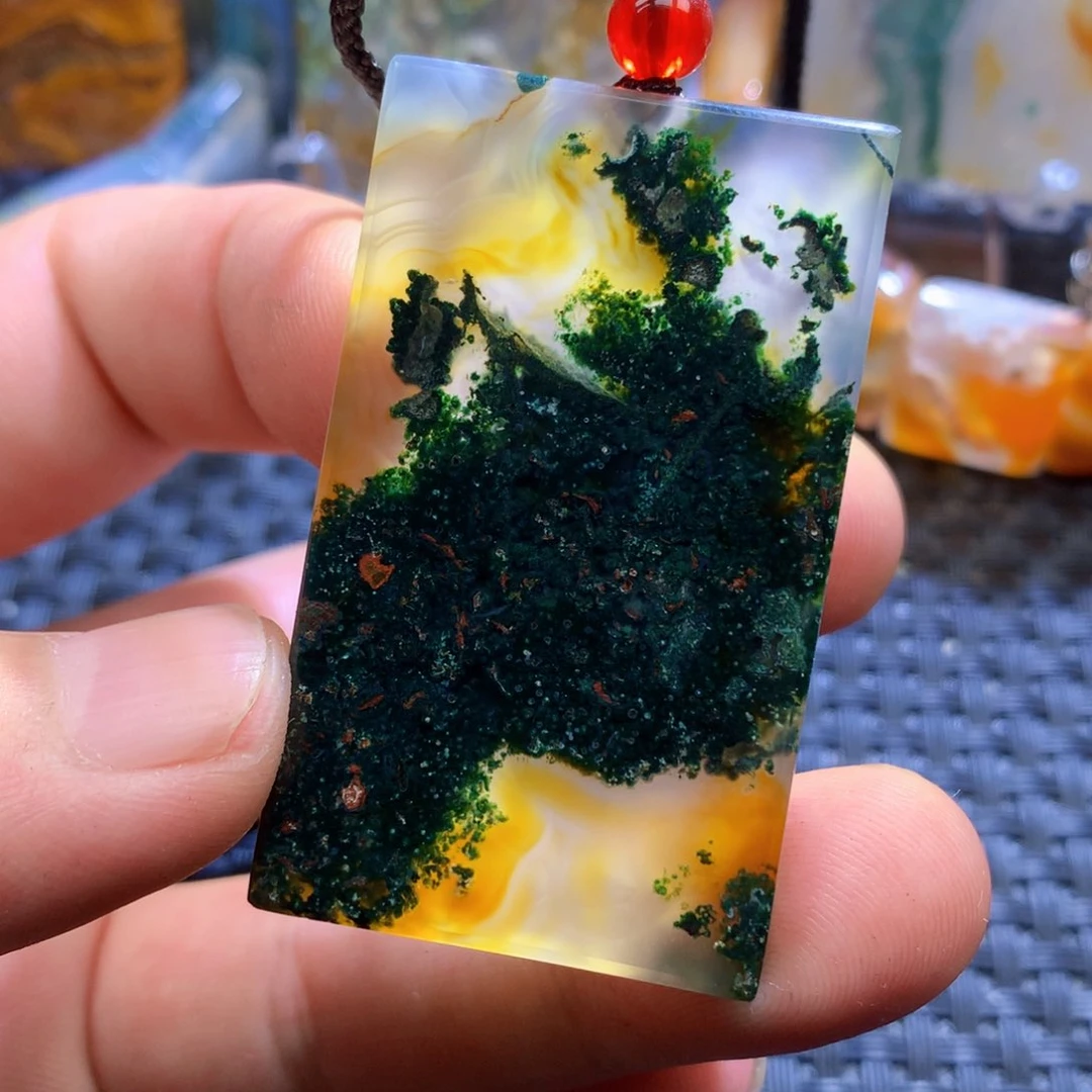 未镶嵌颈饰玛瑙/玉髓顾*