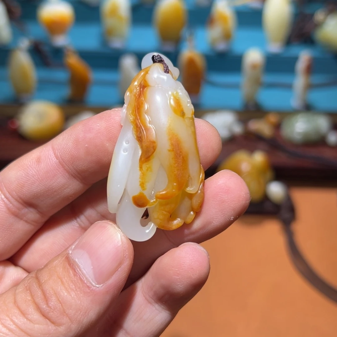 颈饰未镶嵌和田玉（子料）@**哥