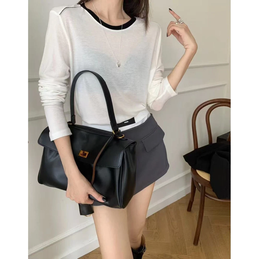 【福利】闰熙4-碰撞色领设计休闲T恤#6099