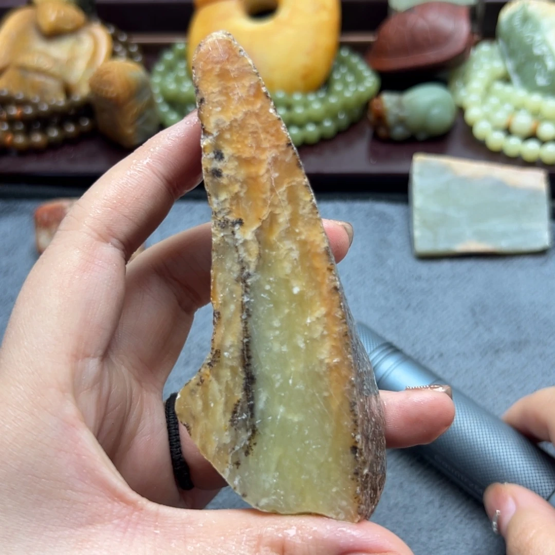 和田玉未镶嵌珠宝奇石