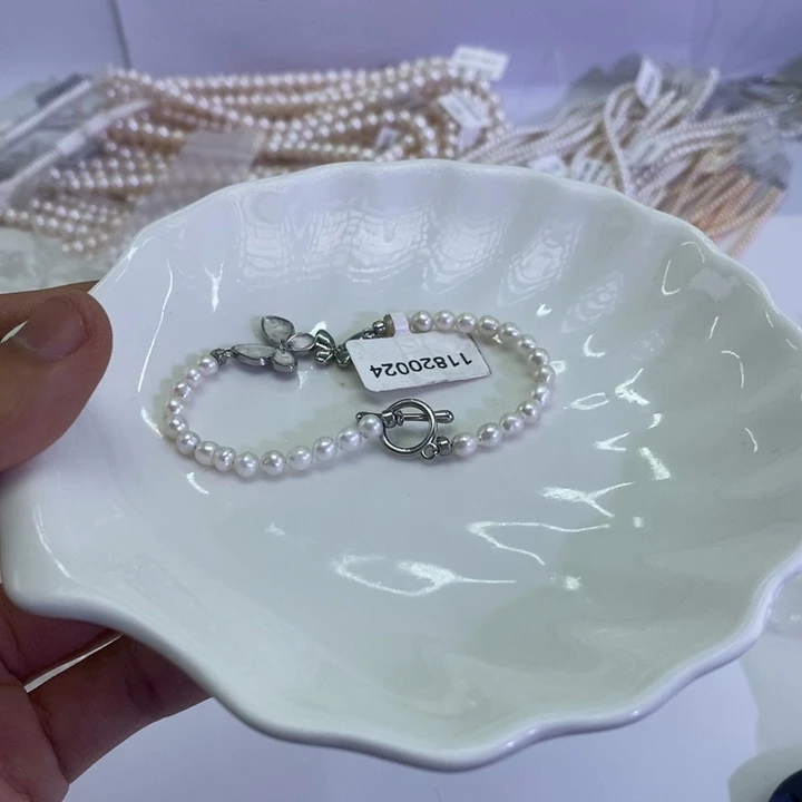 未镶嵌淡水珍珠颈饰