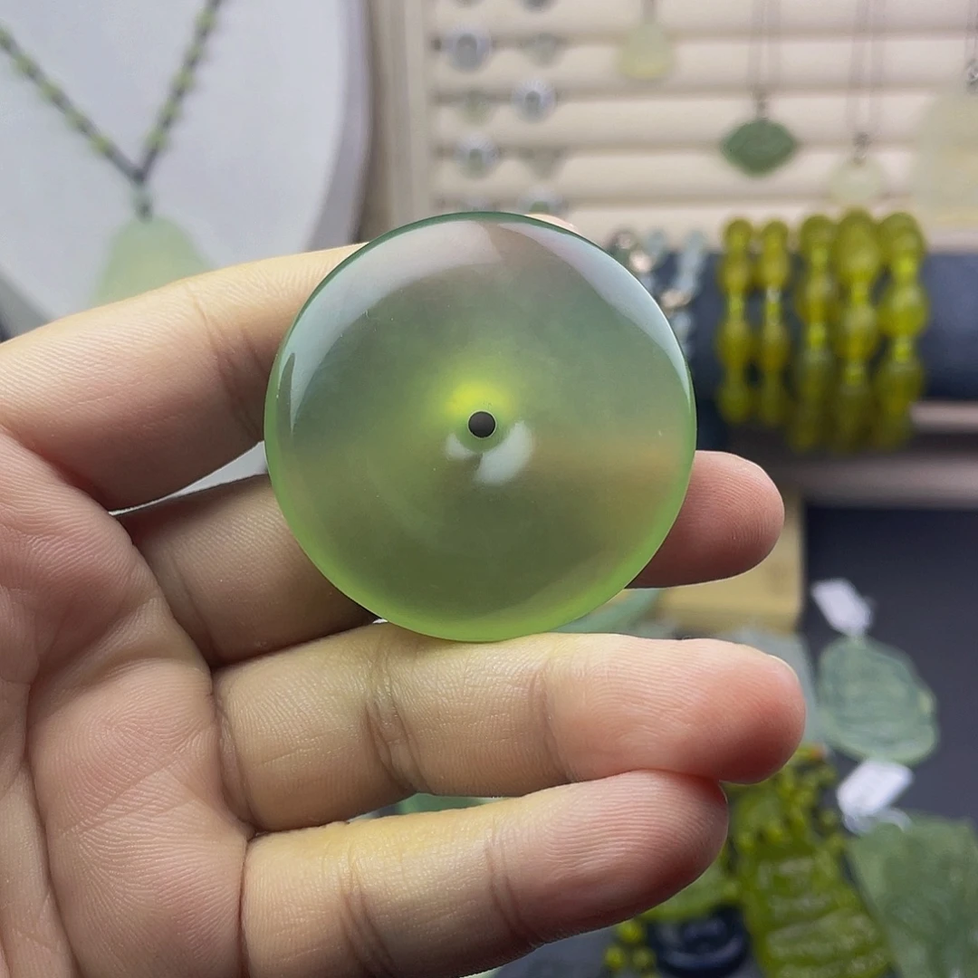 蛇纹石玉合金颈饰