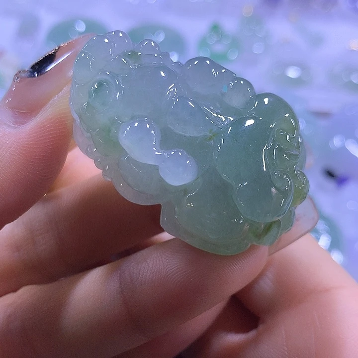 颈饰未镶嵌翡翠天然翡翠A货吊坠