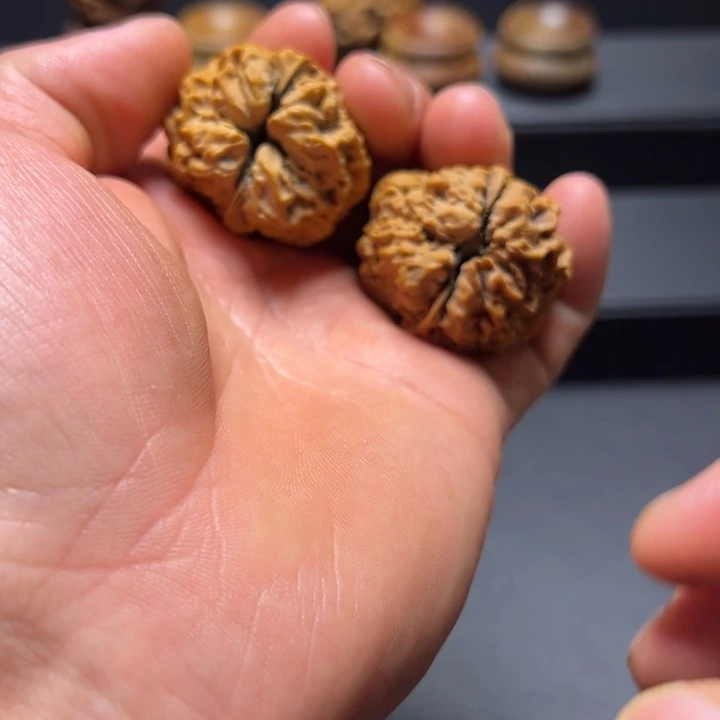 吊坠文玩核桃B舍利子34mm