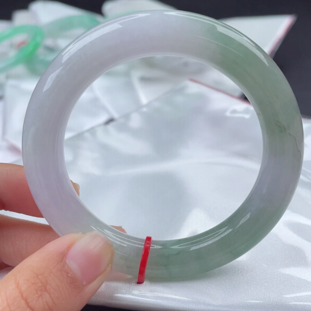 翡翠手镯未镶嵌54.2圈