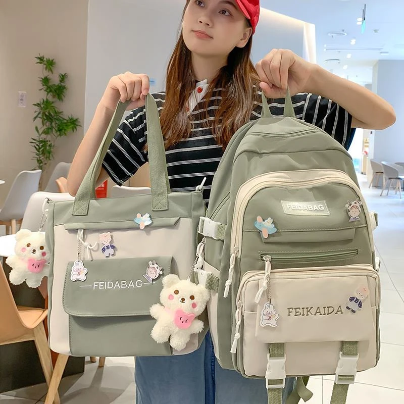 双肩包2025新款书包初中生大学生大容量其他小学生女生电脑背包