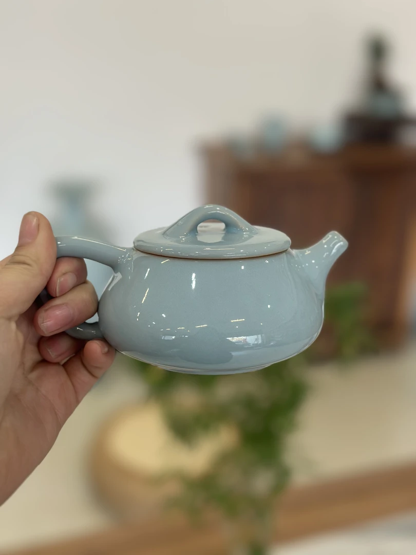原产地汝州汝瓷原矿釉天青石瓢壶支钉200ml