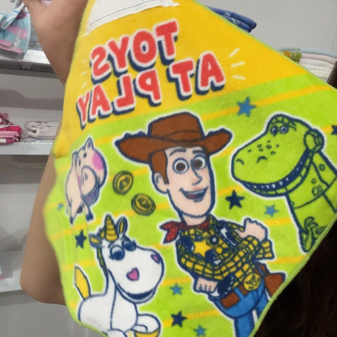 可爱的三仔方巾漂亮的