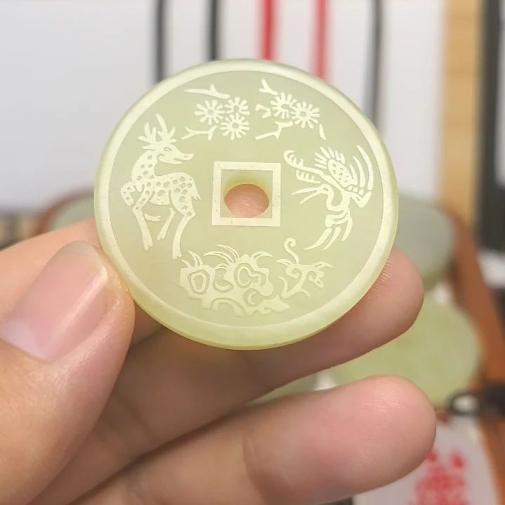 未镶嵌蛇纹石玉颈饰