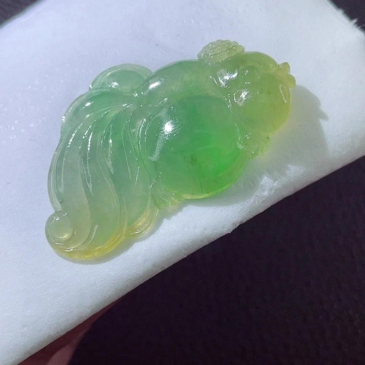 定制翡翠未镶嵌翡翠