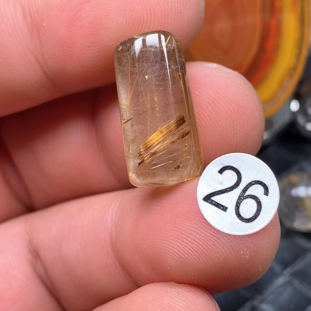 好***嗨未镶嵌水晶颈饰水晶