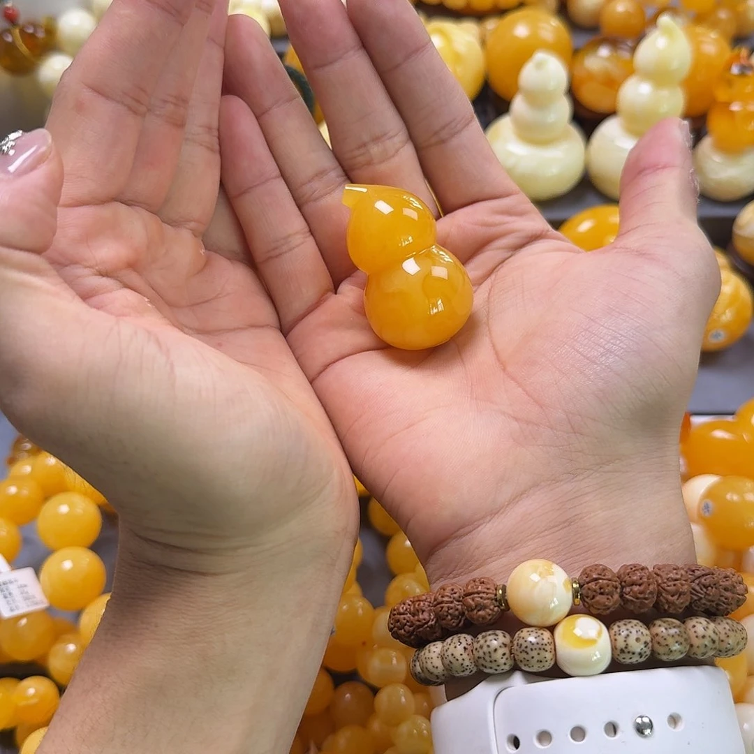 琥珀珠宝奇石未镶嵌葫芦吊坠