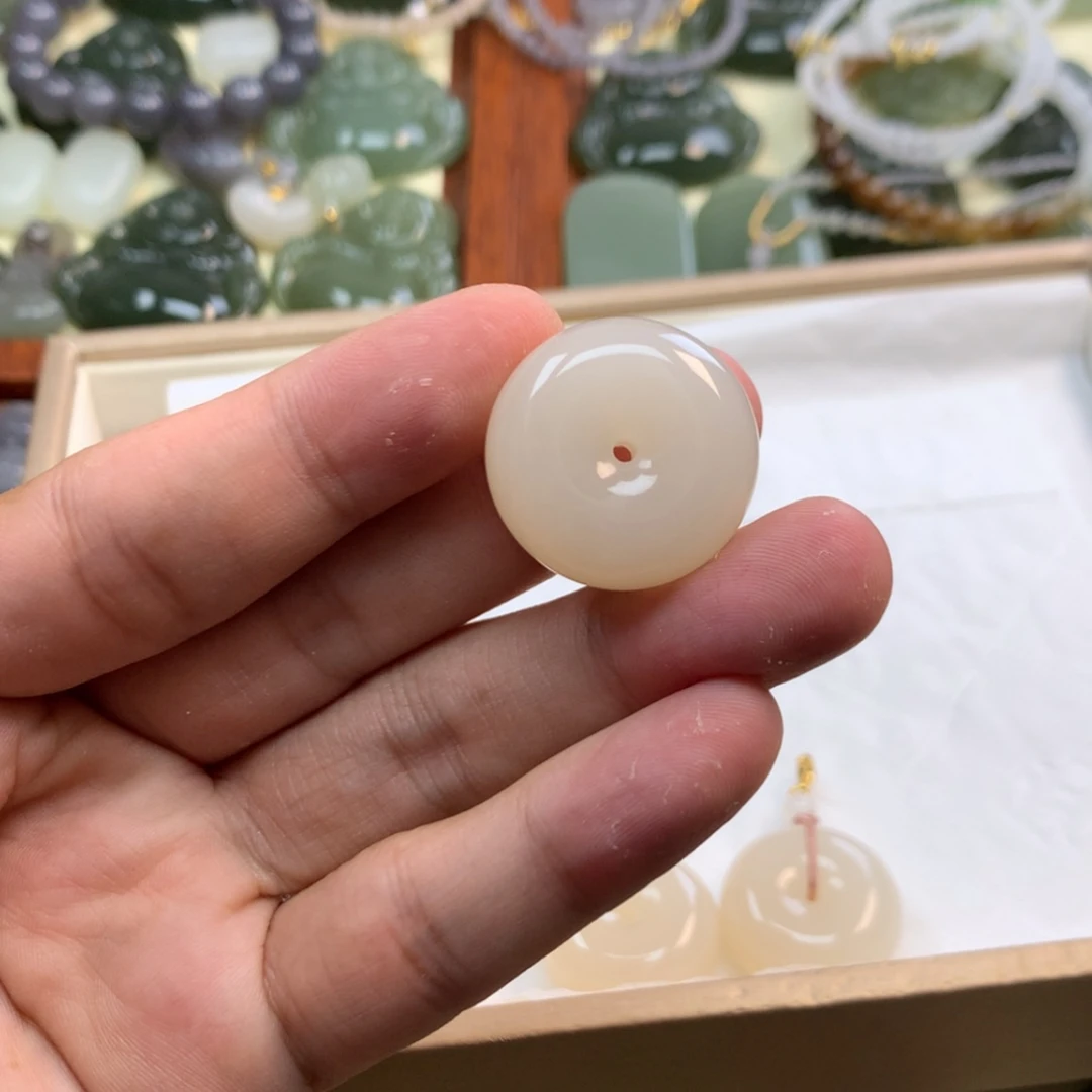 【闪购商品】和田玉未镶嵌颈饰柒*岁