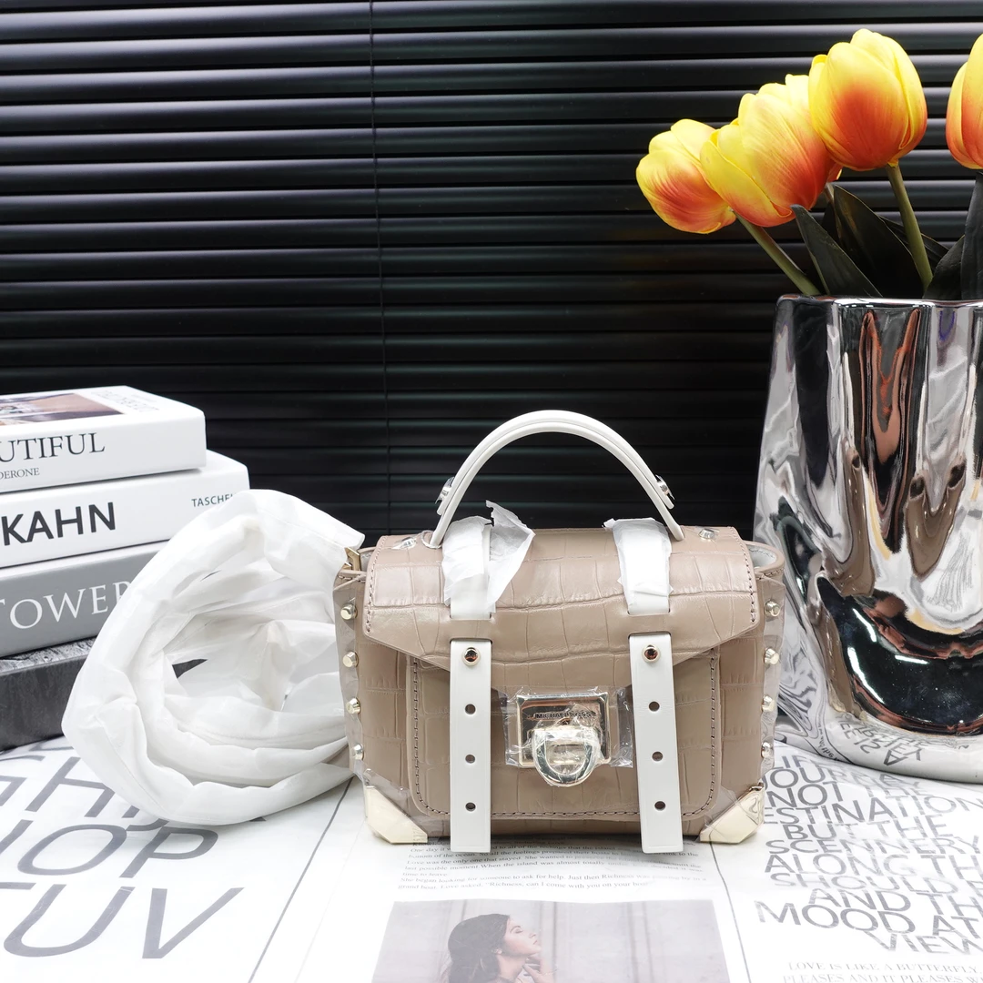 95新 MICHAEL KORS/迈克高仕 单肩包/T10244409