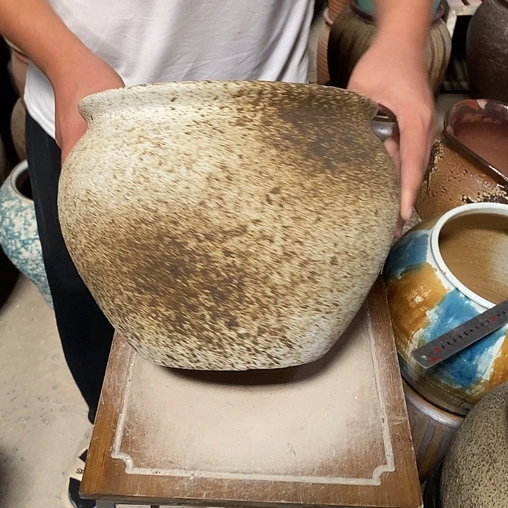 花盆紫砂口27高度24白泼墨………
