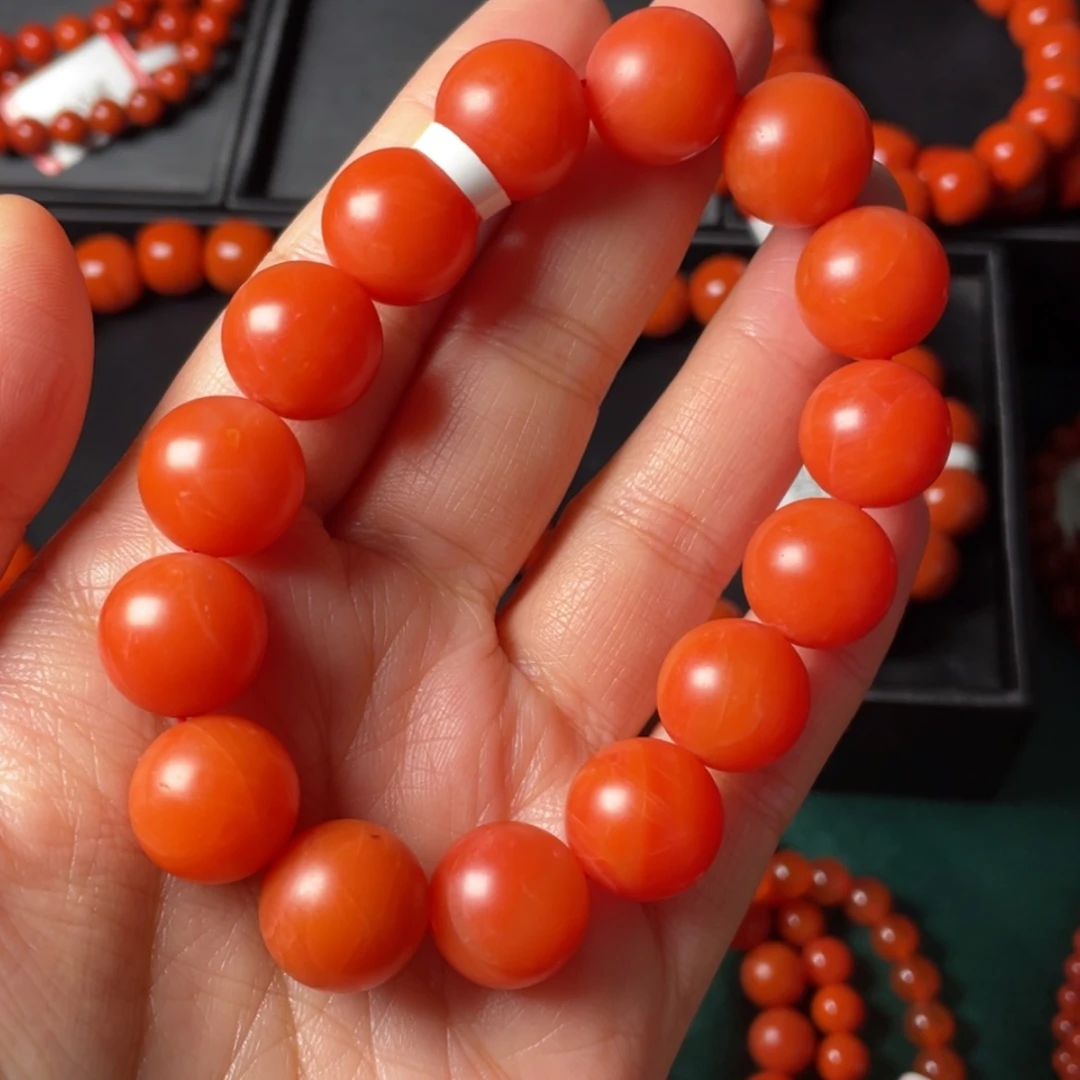 【闪购商品】南红玛瑙手链未镶嵌陈*禹满肉满色花