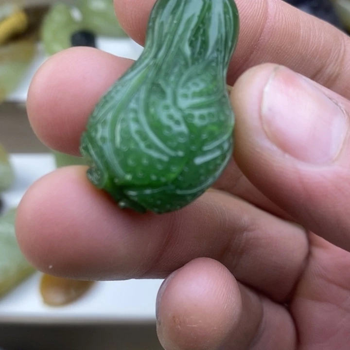 和田玉（碧玉）未镶嵌颈饰