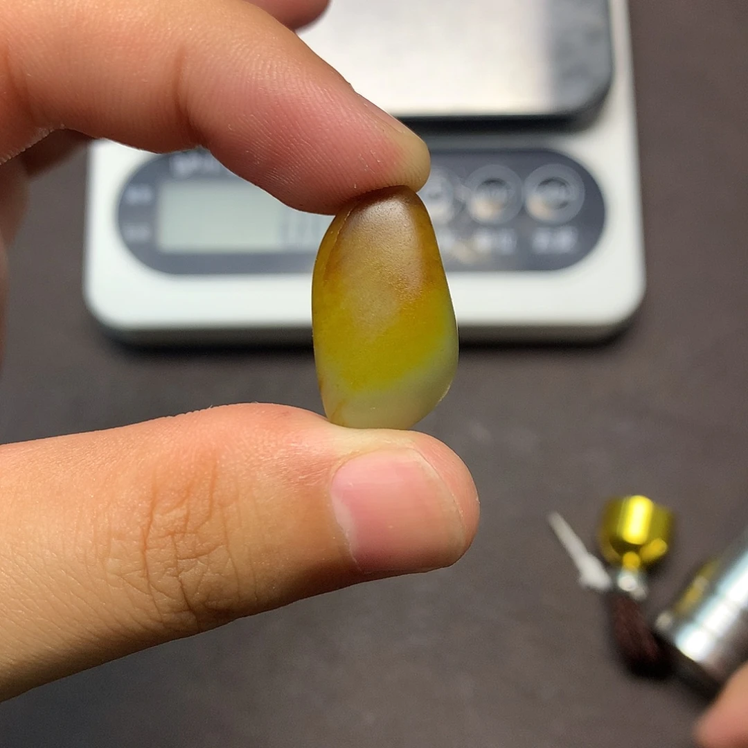 和田玉（糖玉）未镶嵌挂件