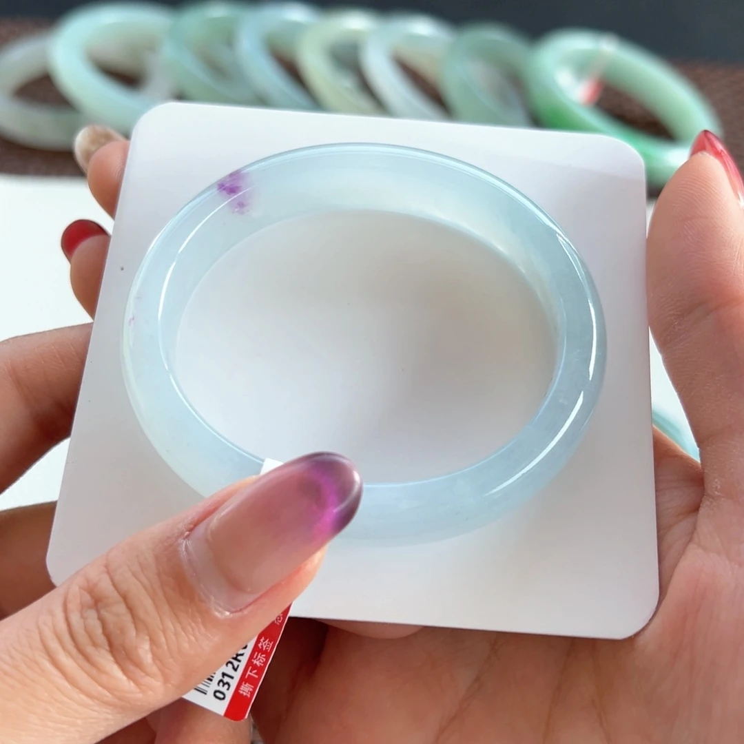 翡翠手镯未镶嵌4号 52.7贵妃