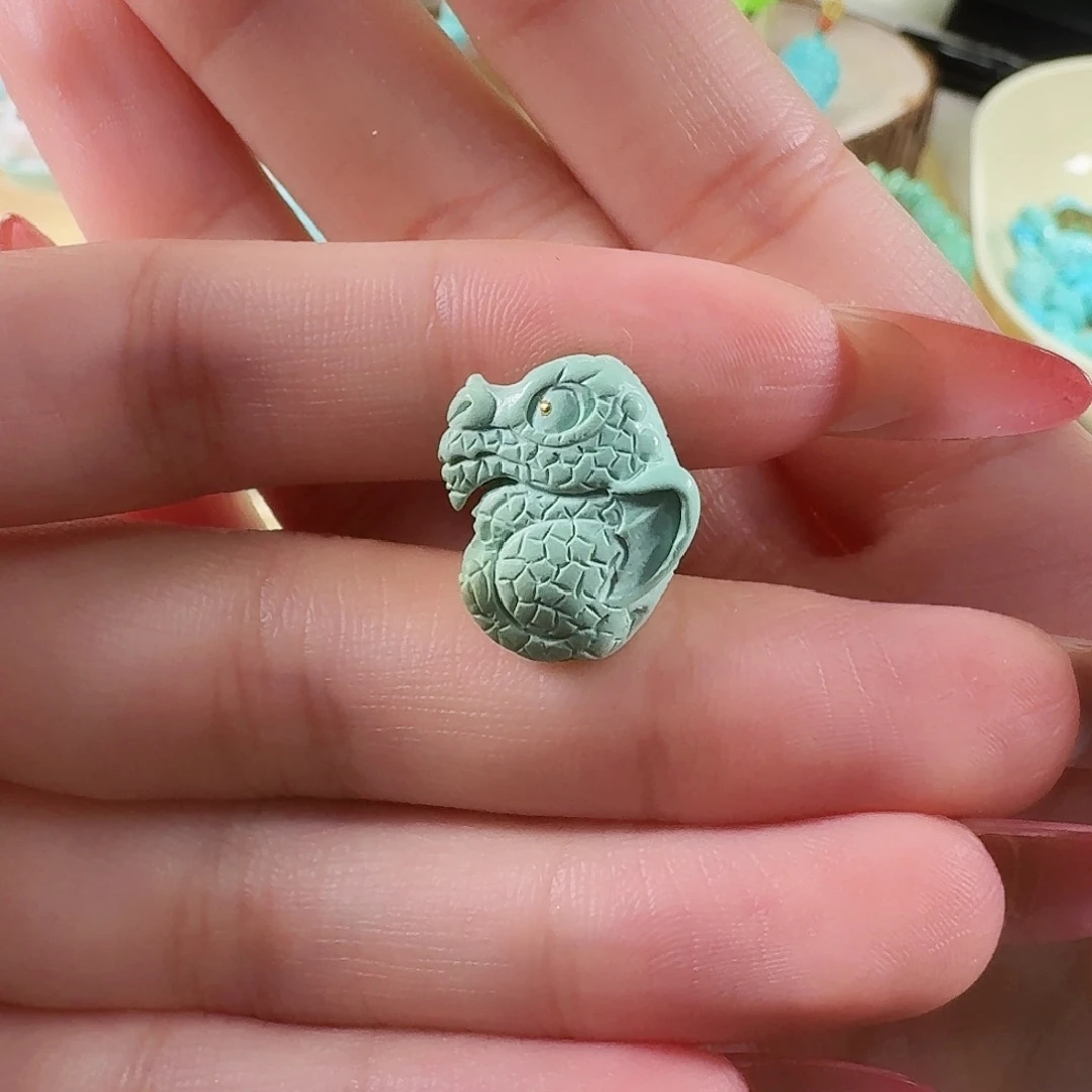 绿松石未镶嵌吊坠(不含链)霸王龙