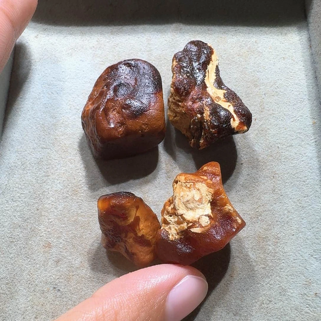 定制琥珀未镶嵌?*宇定制