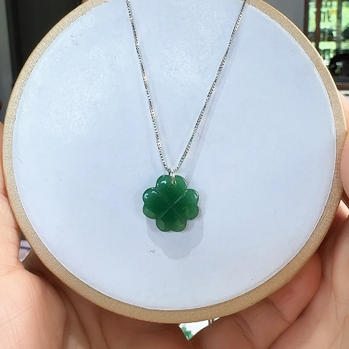 ****开密玉（石英质玉）未镶嵌颈饰