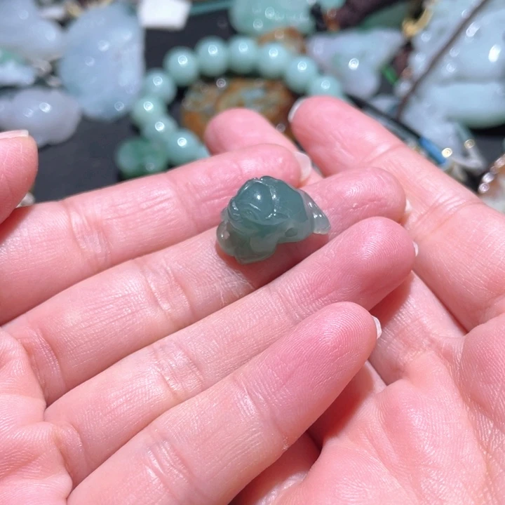 【闪购商品】翡翠颈饰未镶嵌薇*薇天然翡翠