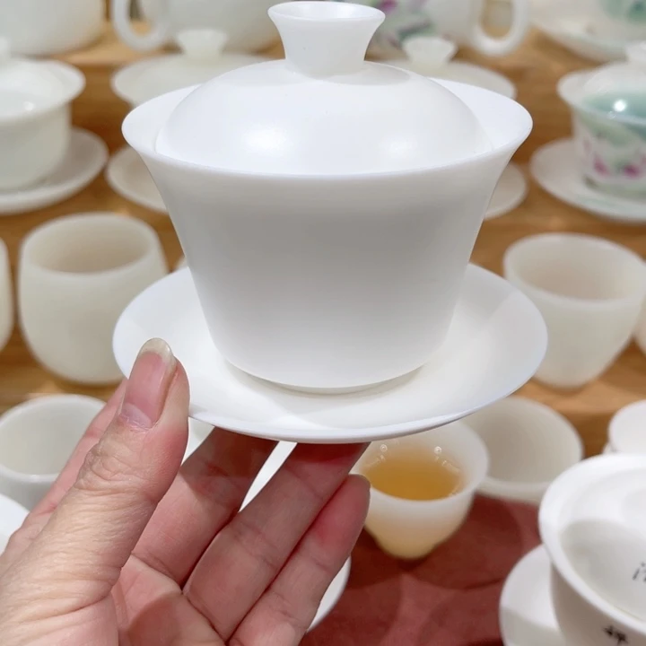 素烧纯白马蹄盖碗150