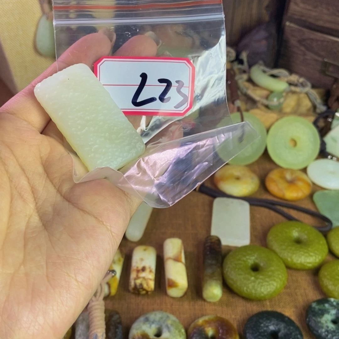 蛇纹石玉手链未镶嵌雅*?