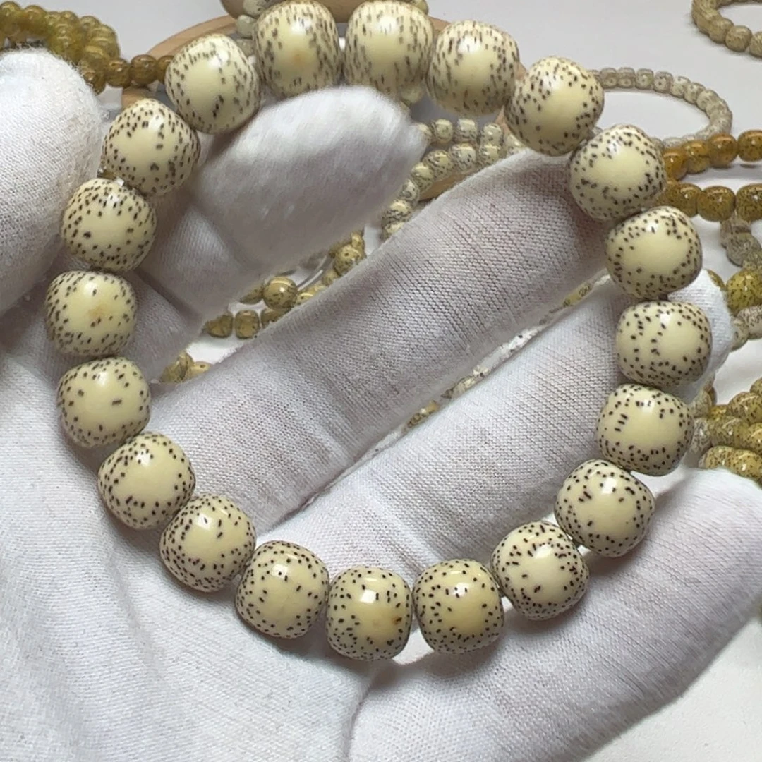 星月菩提吊坠星月菩提