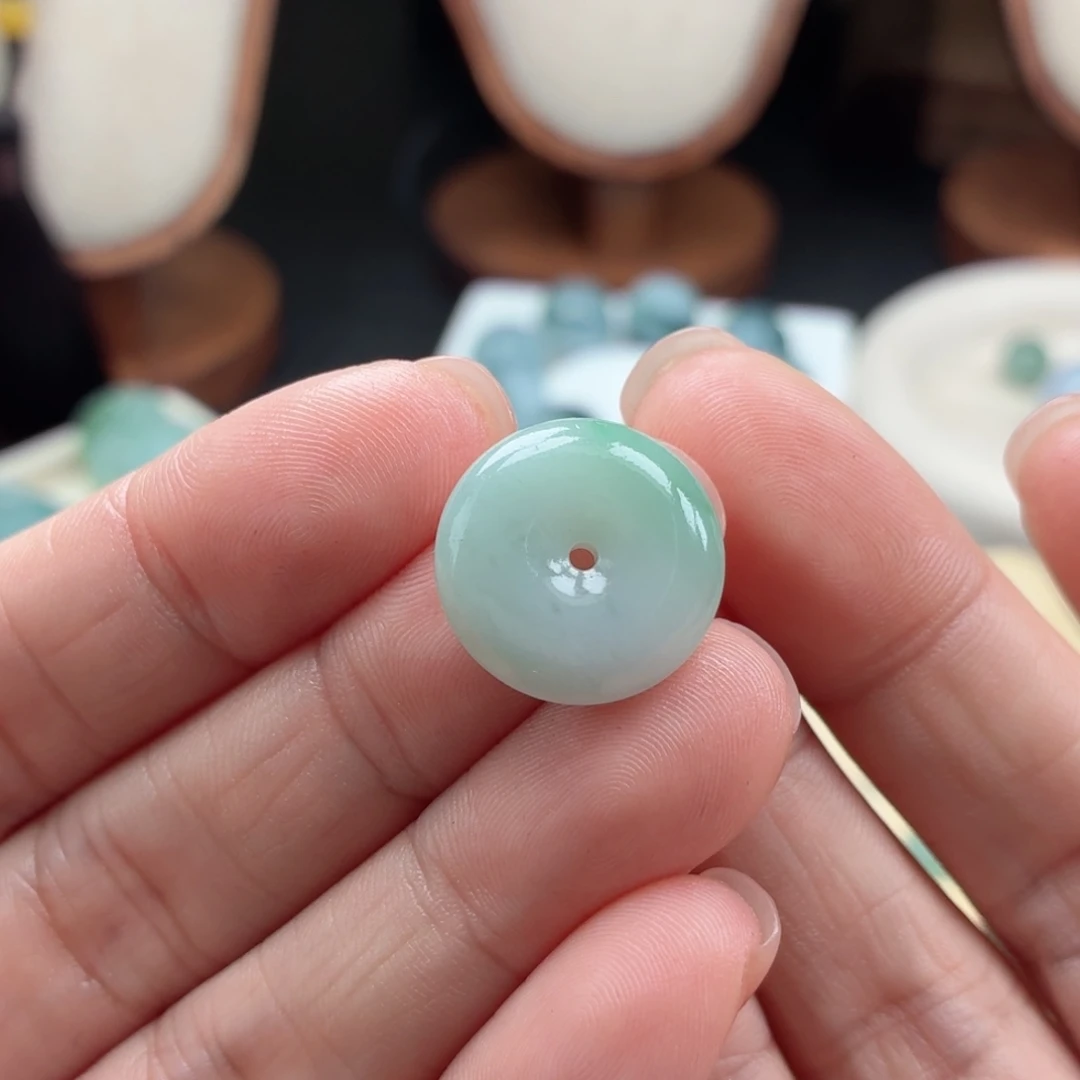 定制翡翠未镶嵌天然A货翡翠