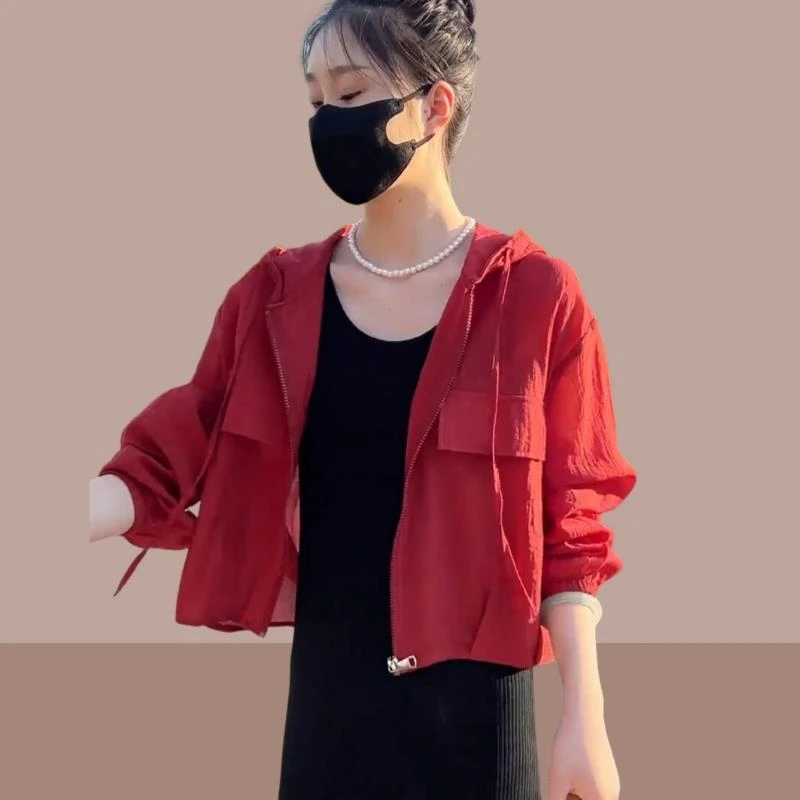 欧货宽松休闲轻薄防晒服女2025夏季新款气质百搭短外套超好看上衣