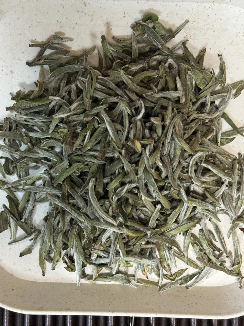 荒野白毫银针米芽