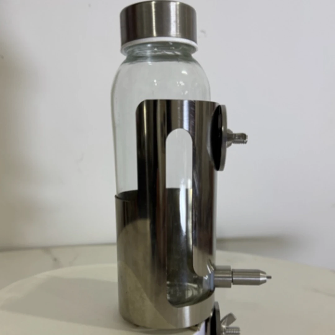 鹦鹉撞针饮水壶，鸟饮水器，鹦鹉饮水器灰机小太阳饮水器