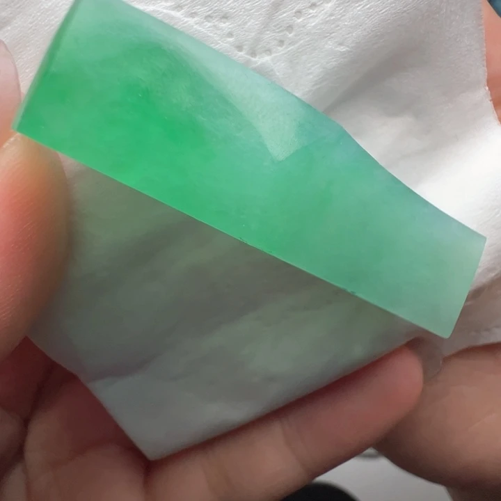 定制翡翠未镶嵌包工