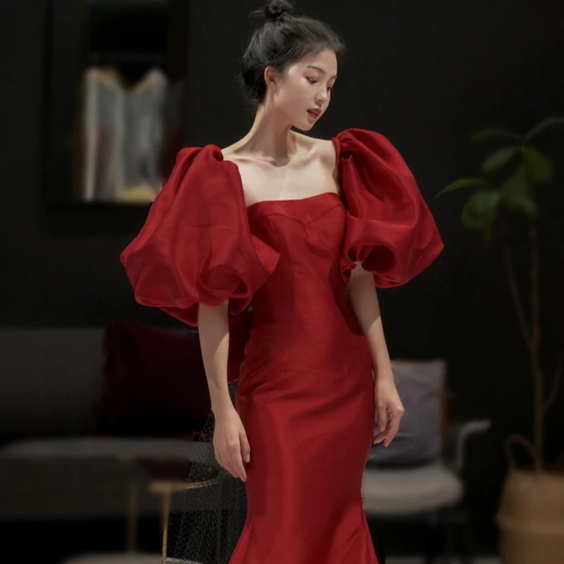 红色鱼尾公主婚纱外景轻奢拖尾晚礼服高端新娘敬酒服影楼拍照礼服