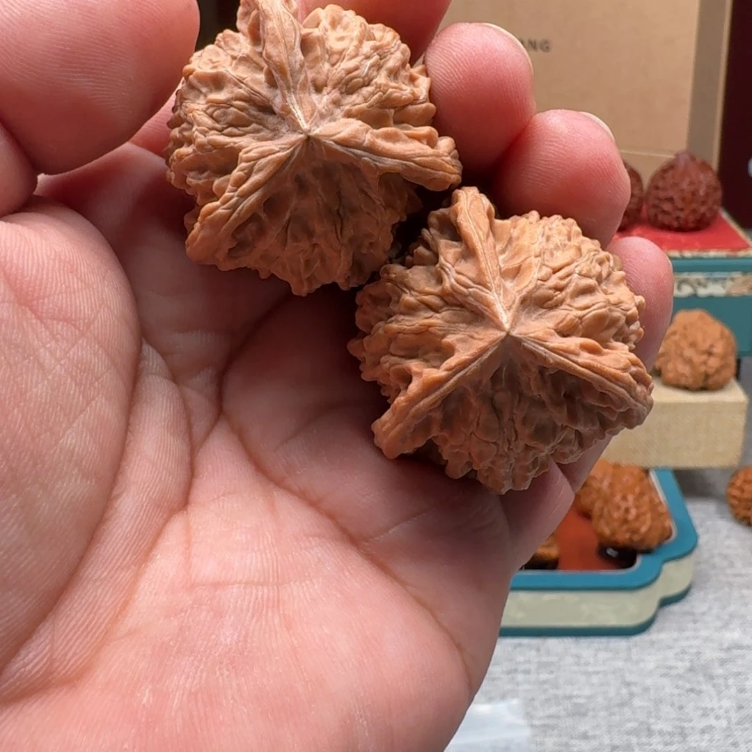 文玩核桃把件盘山100229