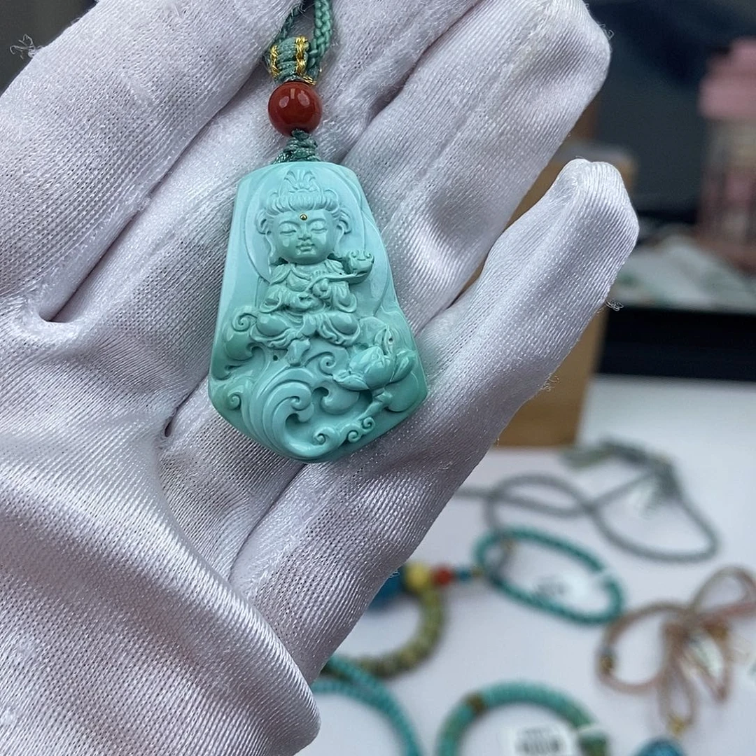 绿松石未镶嵌珠宝奇石