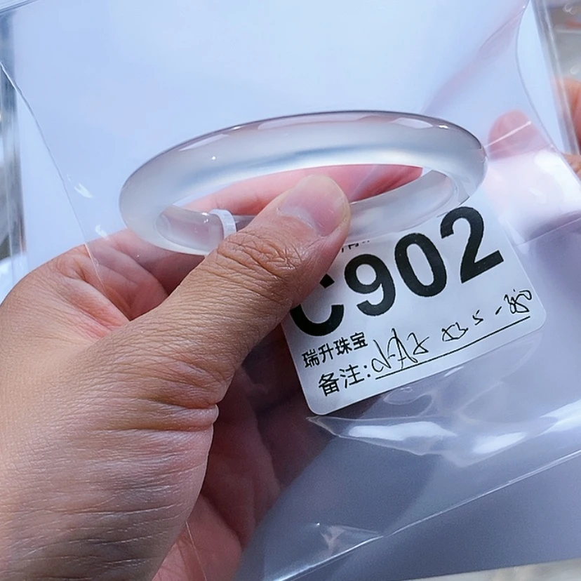 【闪购商品】手镯玛瑙/玉髓未镶嵌小*子