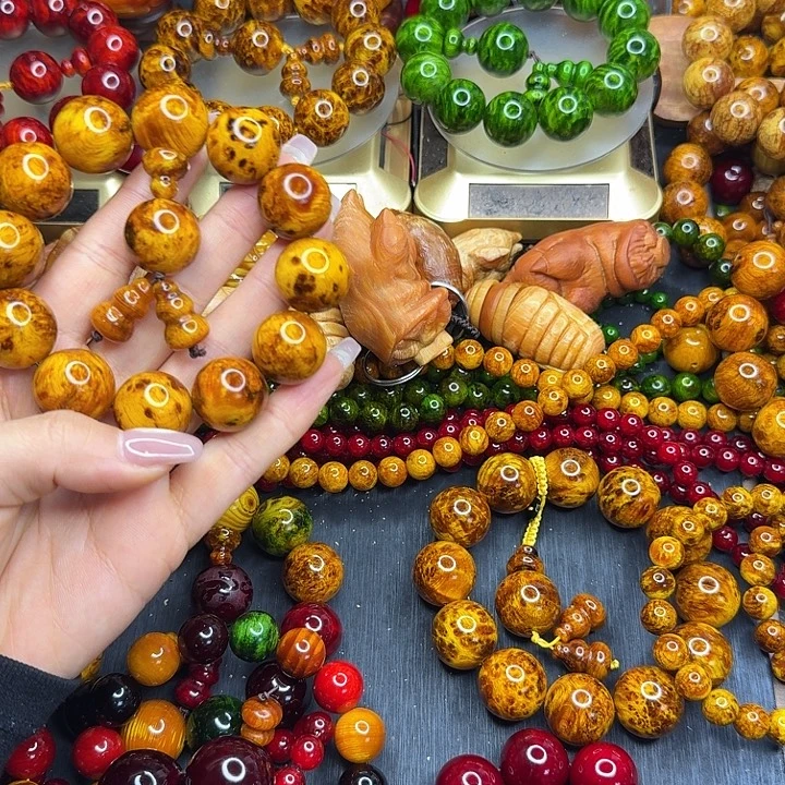 松木琥珀木文玩手串