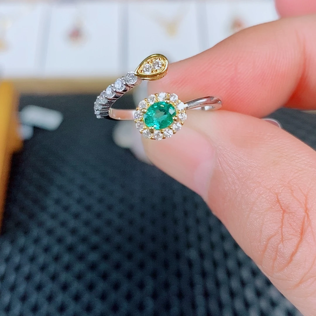 银S925镶嵌戒指祖母绿