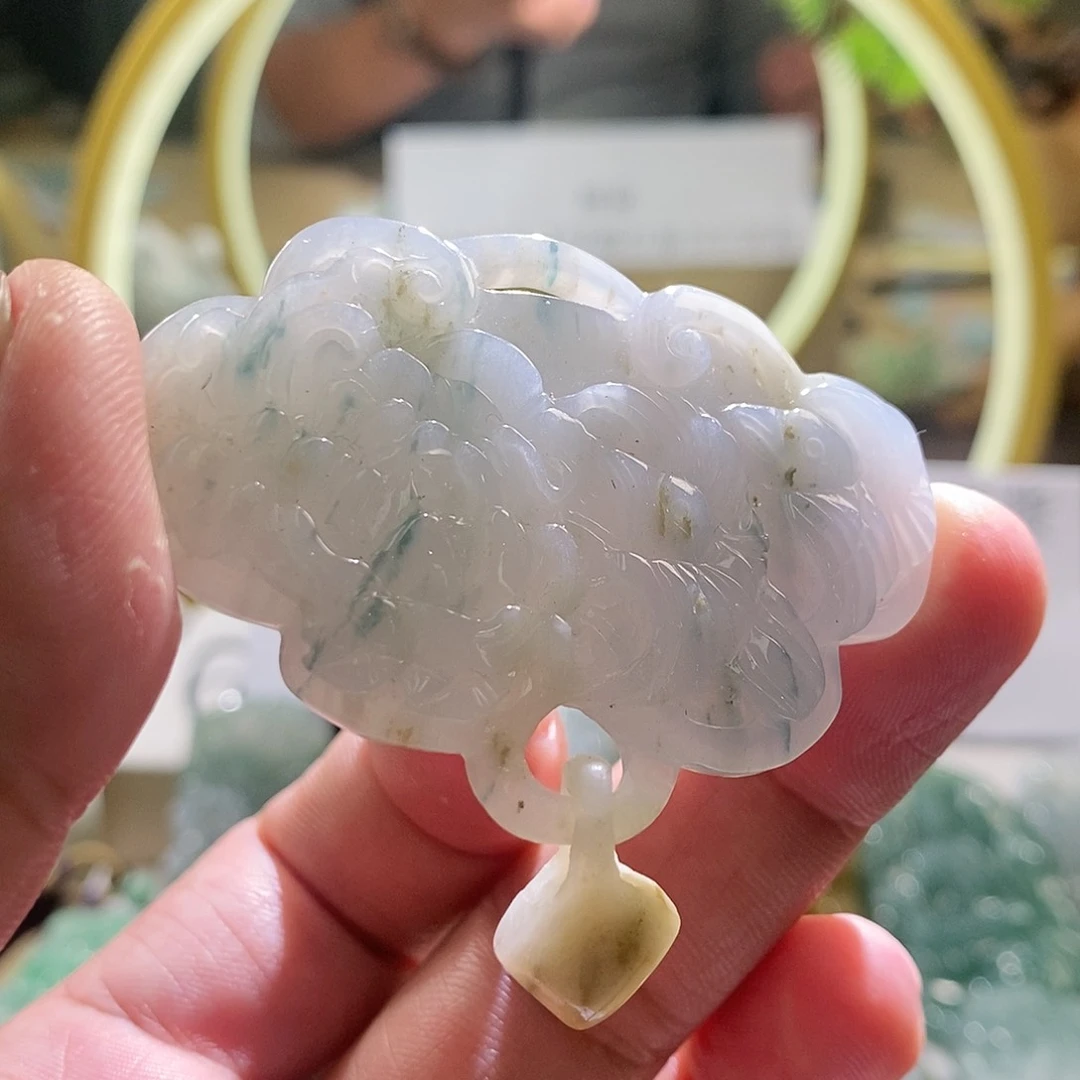 【闪购商品】翡翠颈饰未镶嵌111111111111