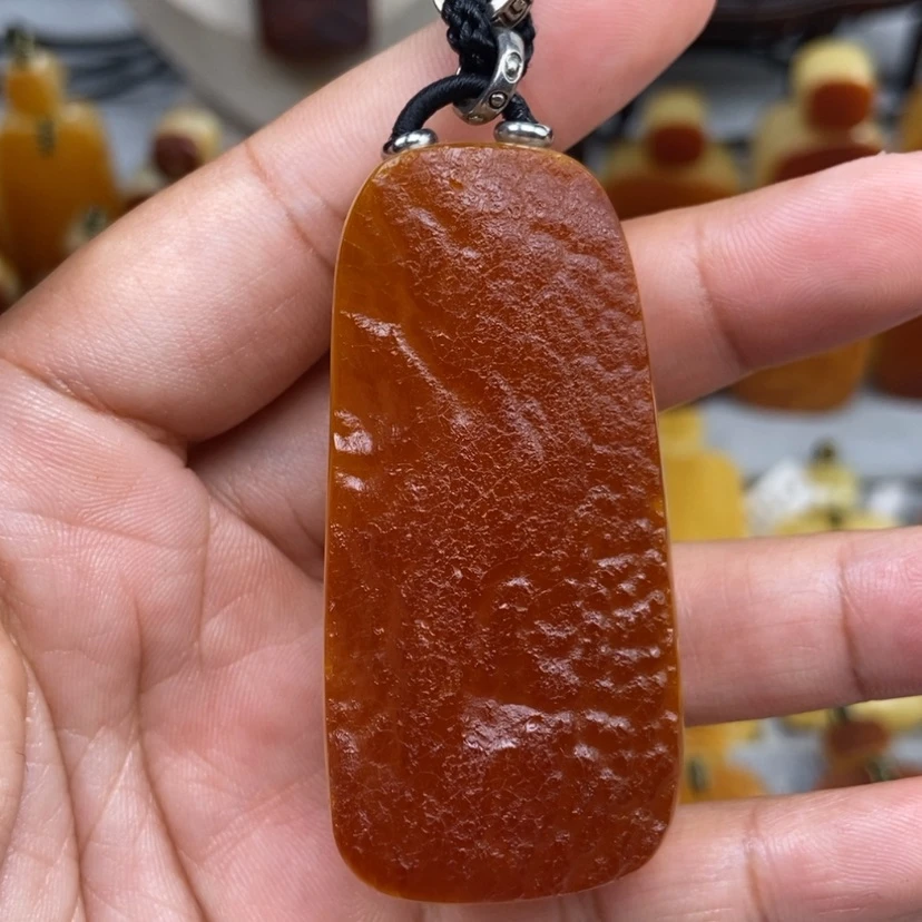 【闪购商品】琥珀颈饰未镶嵌