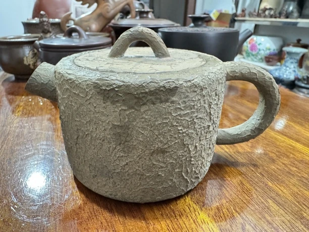 钦州坭兴陶175CC球孔仿生茶壶