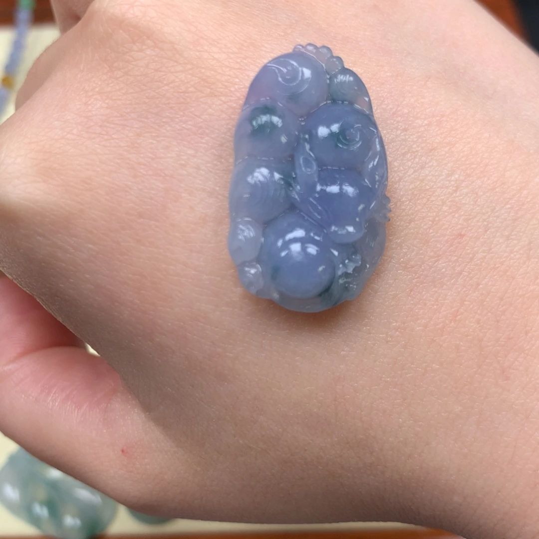 定制翡翠未镶嵌浓紫九尾狐