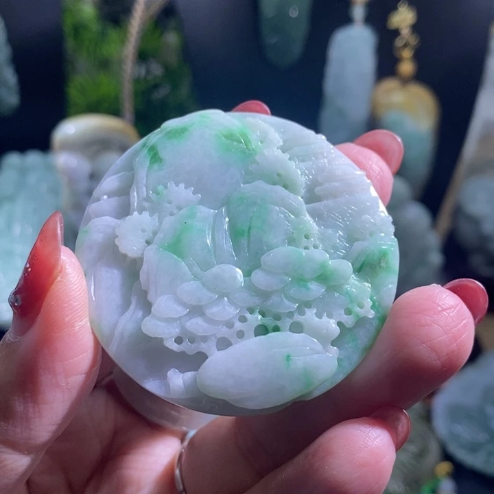 【闪购商品】颈饰未镶嵌翡翠山水