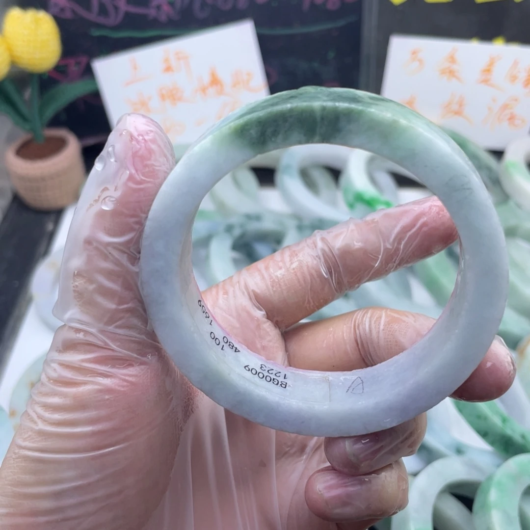 定制翡翠未镶嵌翡翠手镯Ａ货