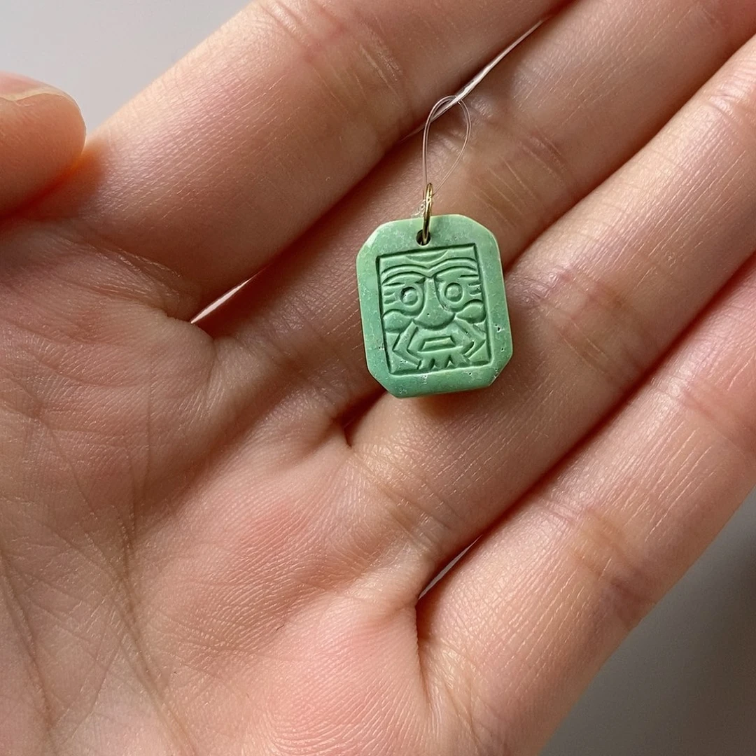 绿松石未镶嵌挂件