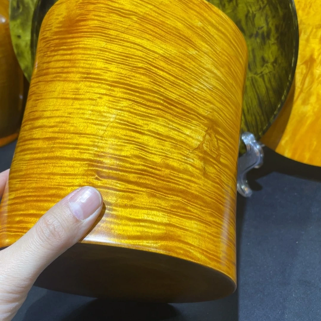 金丝楠笔筒45555655566665555566